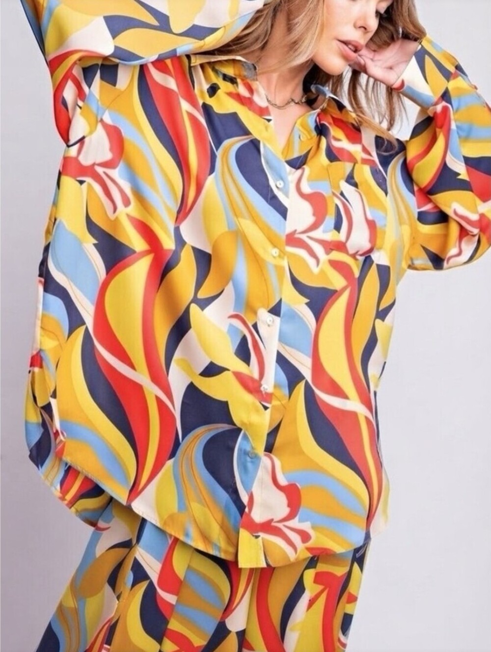 Easel Mirabelle Satin Oversized Button Down Blouse Women’s Oversized 3x